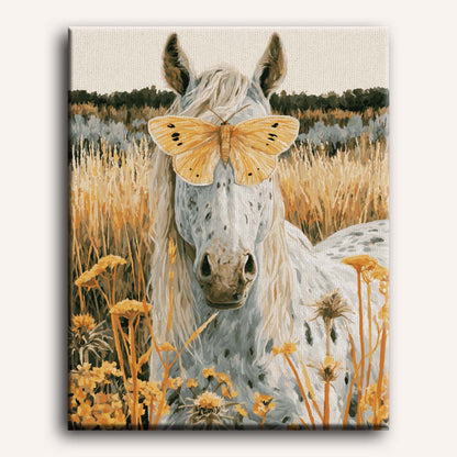 Paard in de wilde bloemen