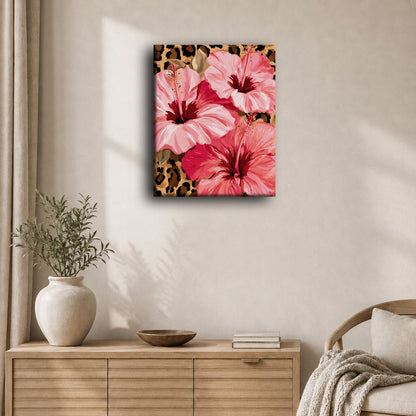 Hibiscus op luipaardprint